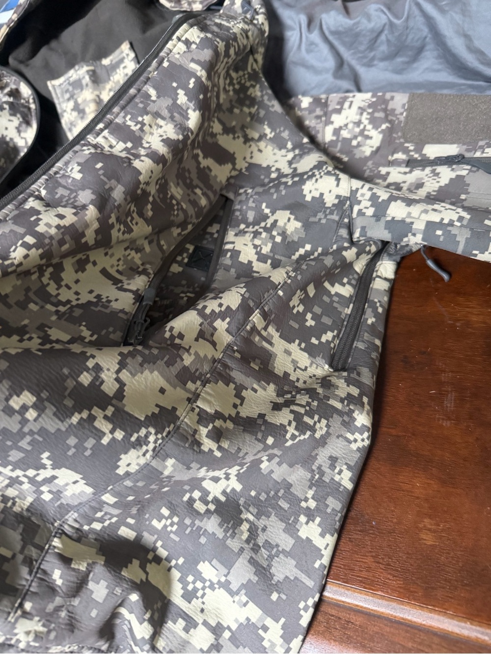 Antigua Men's Digital Camo Jacket in Olive and Gray